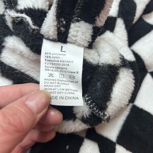 Large Black and White Checkered Fuzzy Robe